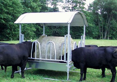 Høhæk og foderstation til køer. Alt i hegn, porte og låger til køer. PIT Hegn