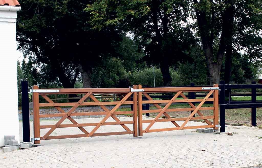 Trælåge. Alt i hegn, porte og låger. PIT Hegn