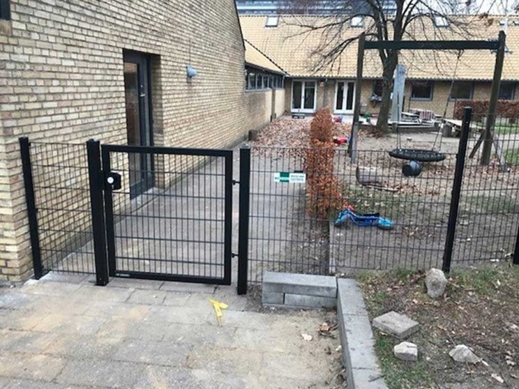 Hegn og låger til børnehaver. Få et tilbud. PIT Hegn