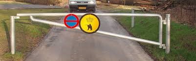 Manuel metal bom til trafikregulering. PIT HEGn