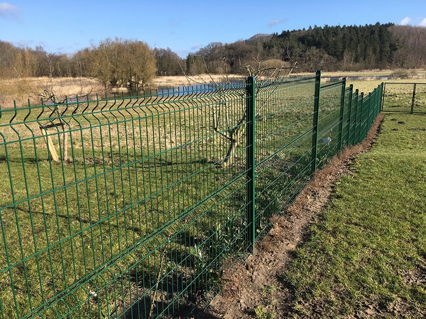 Panelhegn - sikkert stålhegn til haven