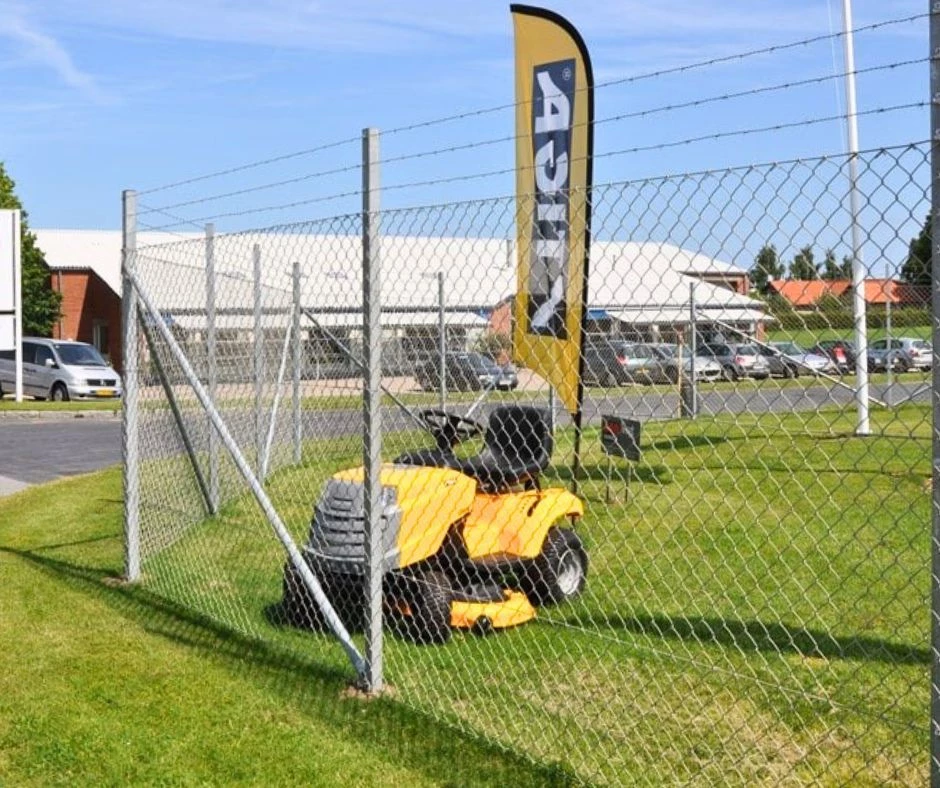 Perimetersikring - flethegn med pigtråd - 3 lige tråde