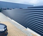 Sort metalhegn - sikkerhedshegn til virksomheder.jpg