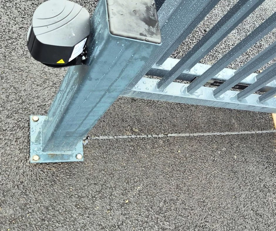 Radat til port og foldeport - sikker adgangskontrol