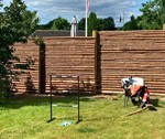 Raftehegn med bark er et fantastisk læhegn.jpg