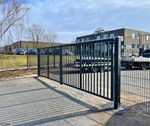 Svæveport - industrisikring med panelhegn og port.jpg (1)