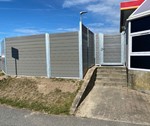 Komposithegn med låge og port - affaldsgård.jpg